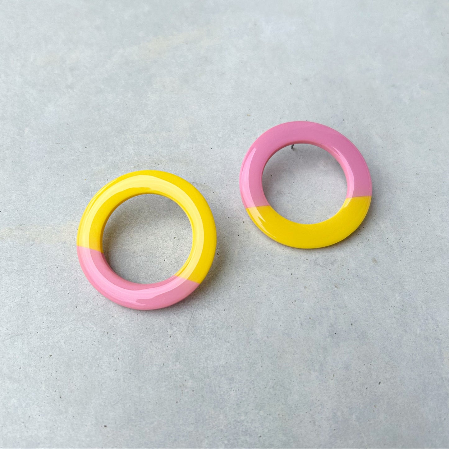 Aro slim studs- Colourblock