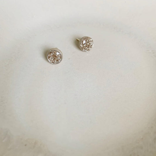 Champagne studs