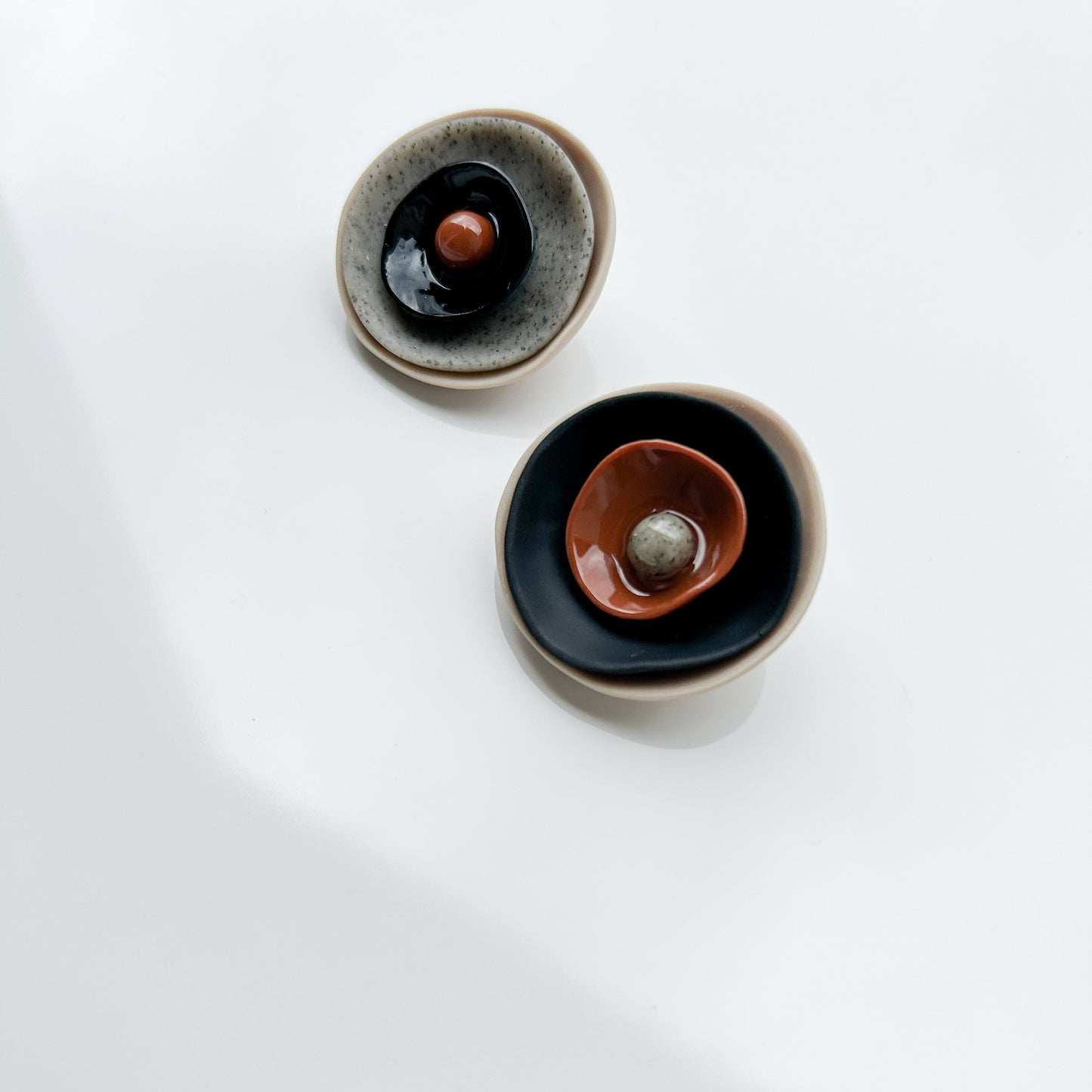 Saturn studs